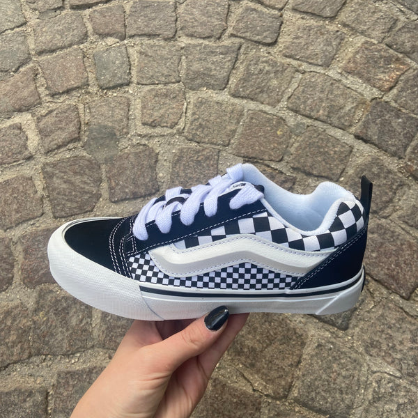 Vans knu skool vn000d2tbmw1m