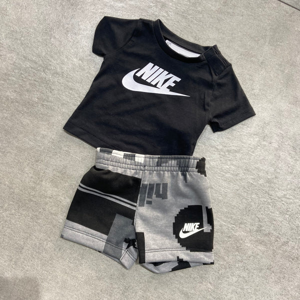 Nike completo infant 56k789 023