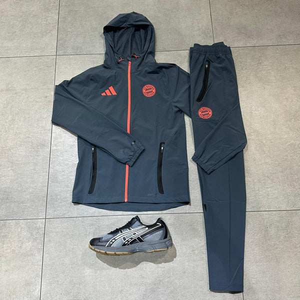 Adidas tuta uomo BAYERN MONACO JV5343