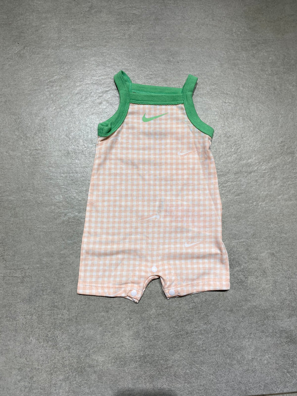 Nike body infant 06k819 aem