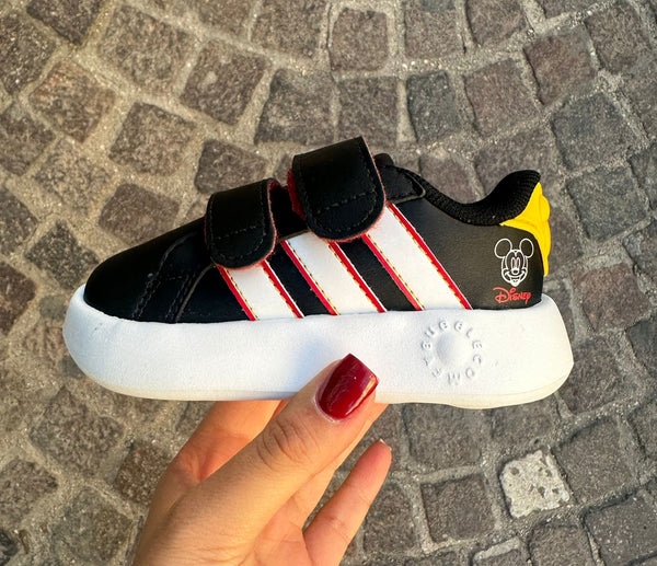 Adidas grand court mickie jq8071