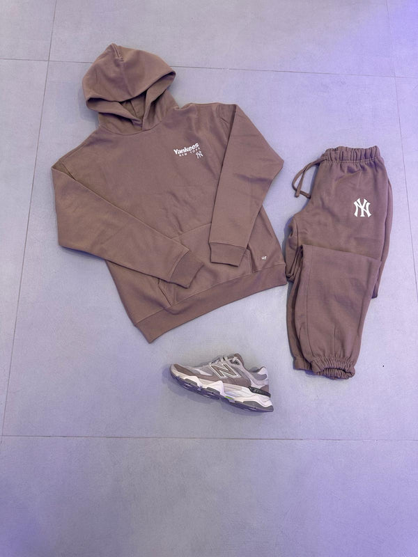 "47 tuta new york yankees 686521v1