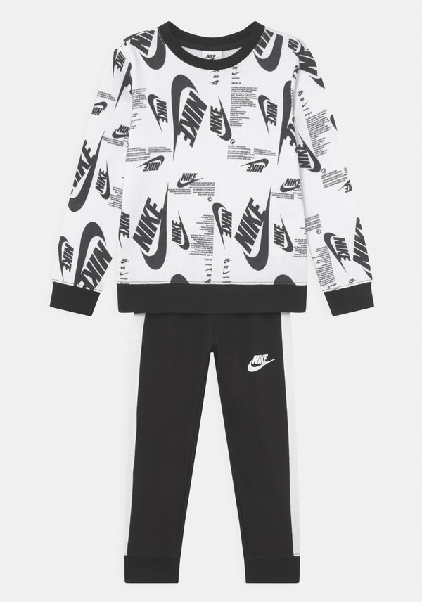Nike tuta bambino 66k074 023