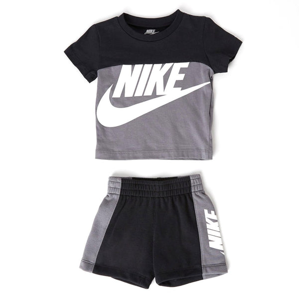 Nike completo bambino 66h363 m19